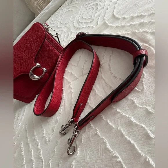 Coach Tabby Shoulder Bag 20 Limited Edition Release - Picture 15 of 16